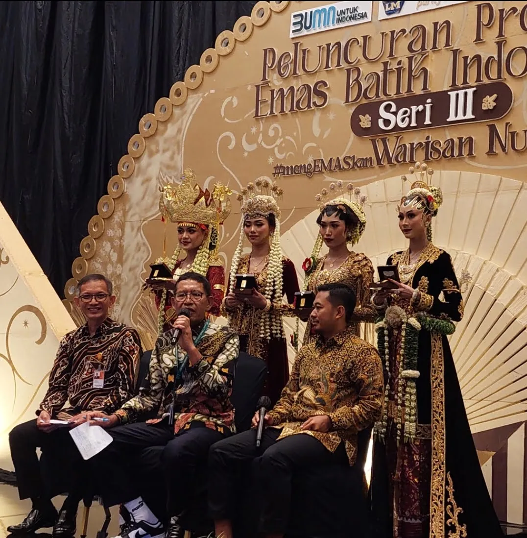 Aneka Tambang Luncurkan Emas Batangan dan Lionton Seri Batik