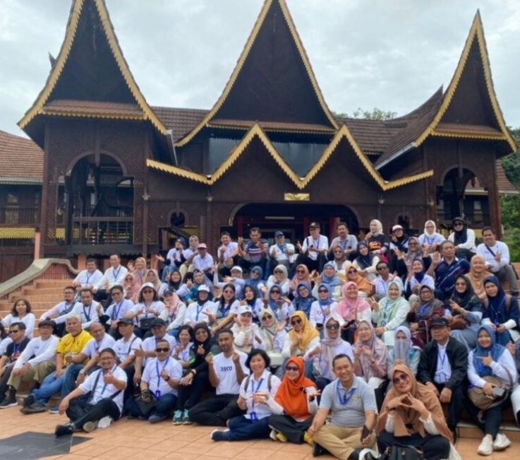 Gelar Pengabdian Internasional, ADAI Edu Tour Ke Malaysia