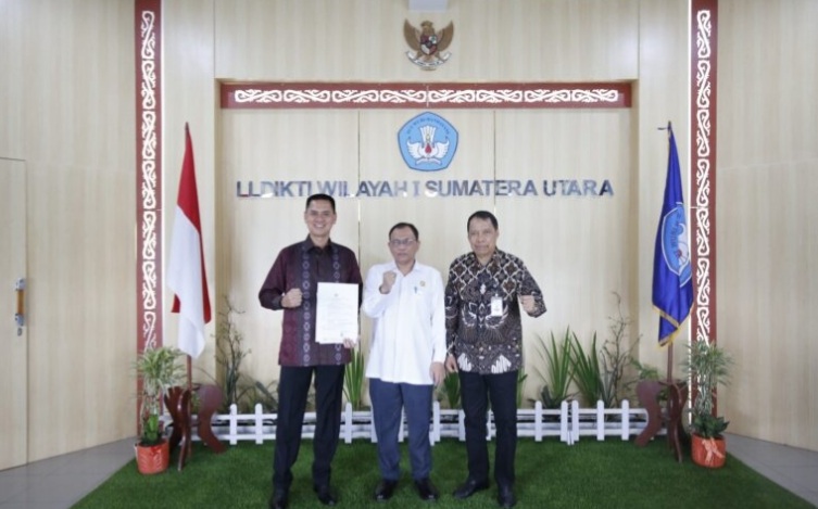 Dosen UMSU Irjen Pol Prof. Dr. Dadang Hartanto Terima SK Guru Besar