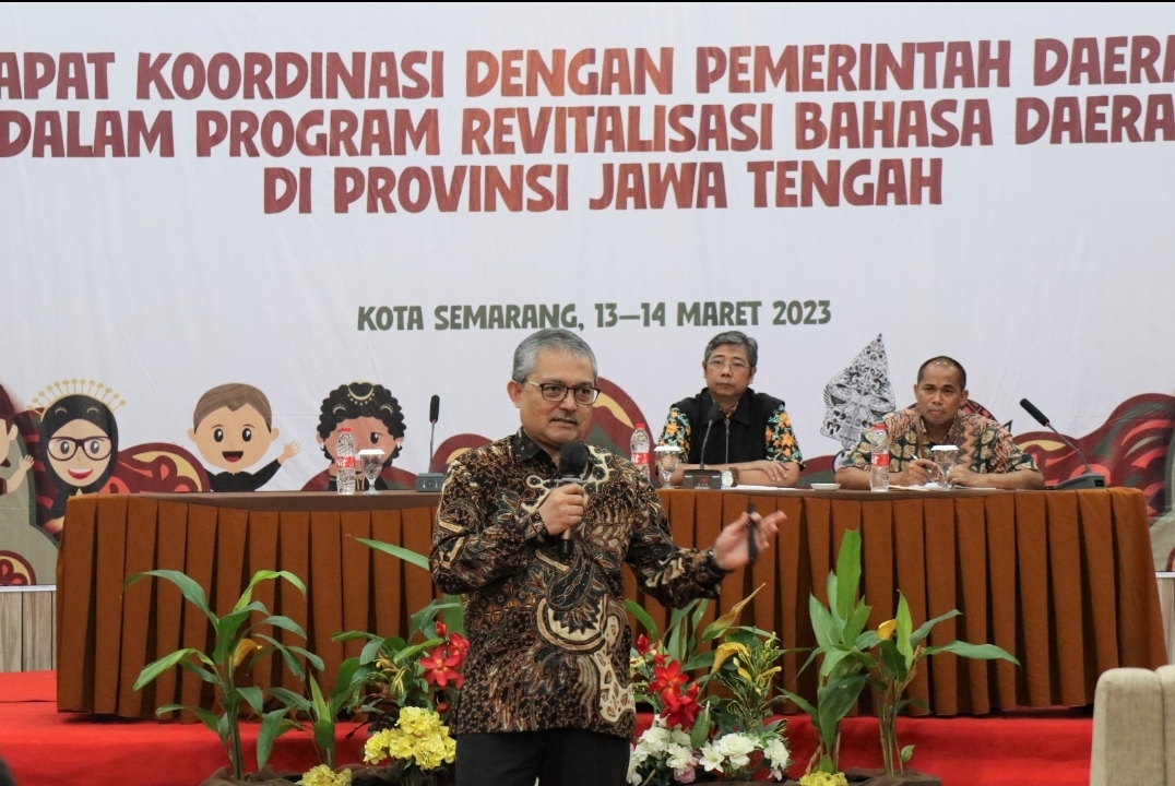 Bahasa Jawa Alami Kemunduran