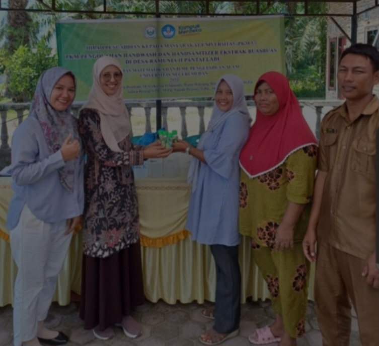 Tim PKM Unimed Edukasi Warga Olah Buas Buas Jadi Pembersih