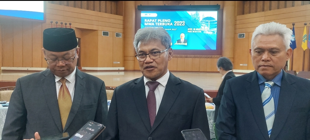 Gelar Sidang Pleno, MWA UT Terima dengan Baik Laporan Rektor