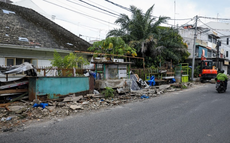 Atasi Genangan Air, Dinas SDABMBK Bangun Saluran Drainase Baru Di Jalan Teuku Umar