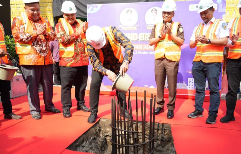 Pembangunan Overpass Dimulai, Bobby Nasution: Mengatasi Kemacetan & Mendukung Penggunaan Transportasi Umum