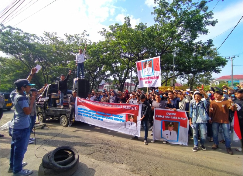 Kasus Dana Covid-19, Mahasiswa Desak Kejatisu Tangkap Rapidin Simbolon