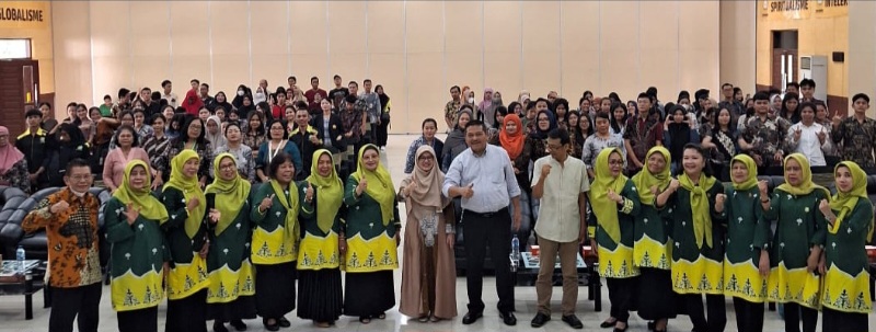 BKOW Sumut - USM Indonesia Sosialisasi Bahaya Narkoba Dan Berikan Bibit Pohon