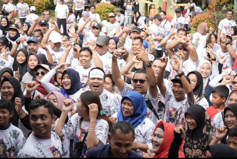 Peringati Harhubnas 2023, Seribuan Peserta Ikuti Gerak Jalan Santai