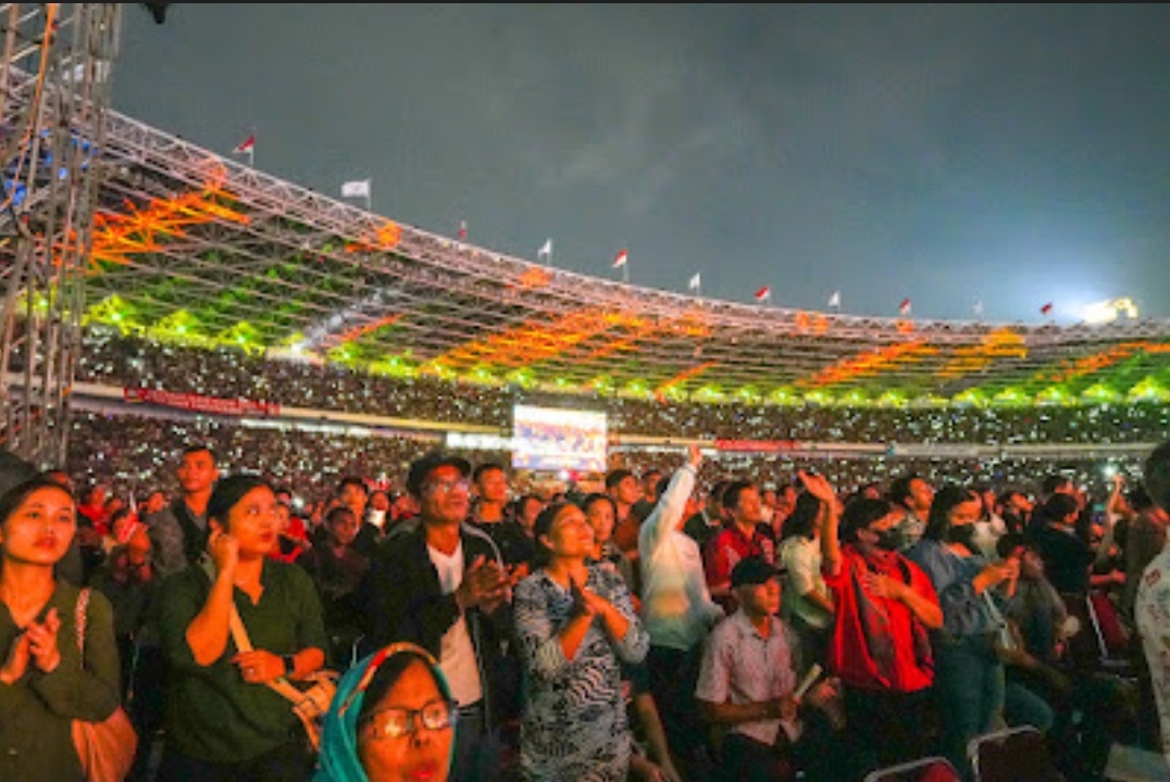 200 Ribu Jemaat GTI Tiberias Rayakan Natal di GBK