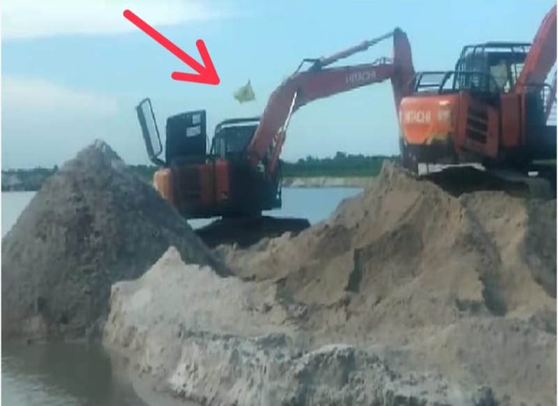 Bendera Parpol Terpasang Di Lokasi Tambang PT JSI Setelah Dilapor Ke Poldasu
