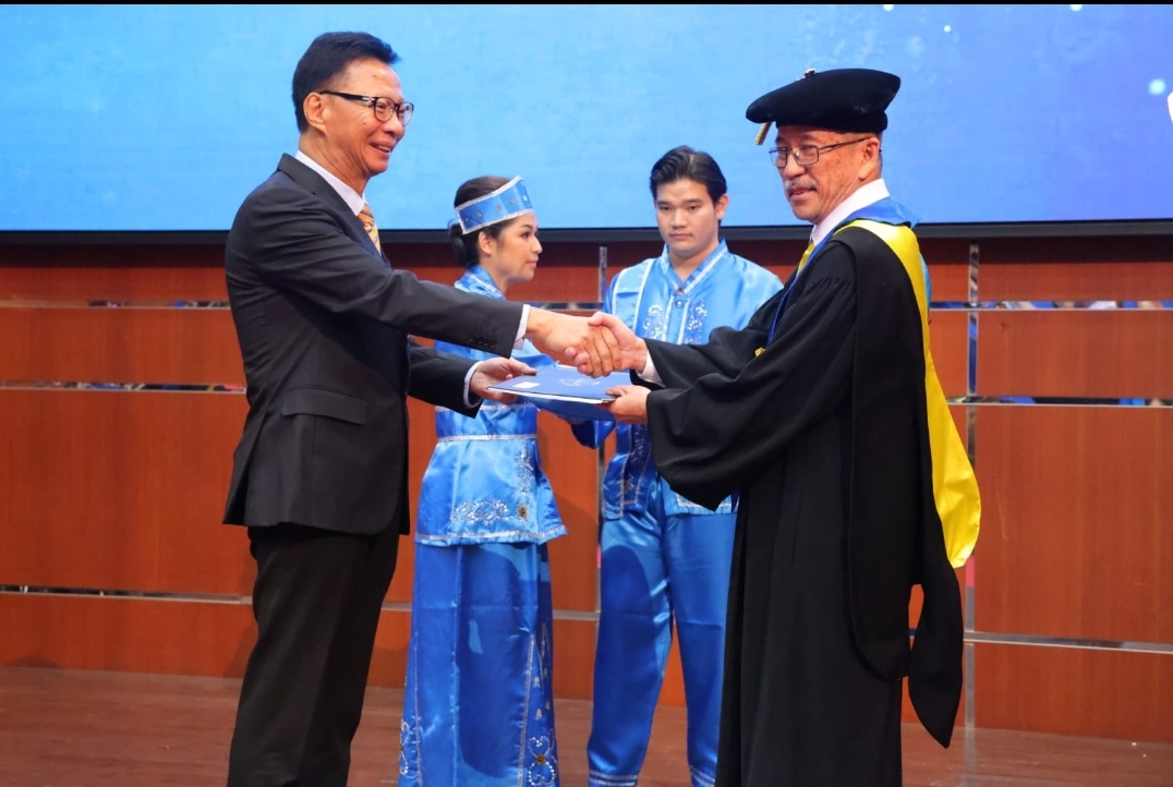 Dilantik Saat Dies Natalis Ke-57, Prof Dr Ing Herman Parung Rektor Baru Ukrida