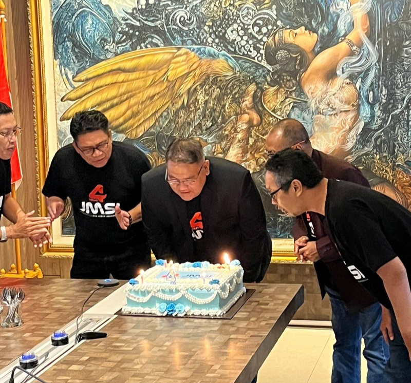 Anies Baswedan, Erick Thohir, Firli Bahuri Dapat Penghargaan Dari JMSI