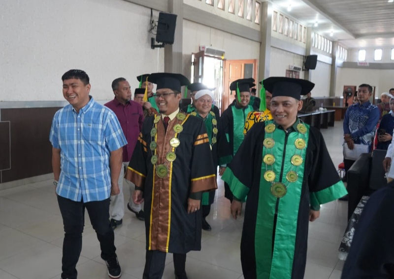 Wisuda Perdana STIT AILU Dihadiri Bupati Labura