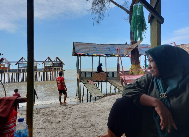 Libur Panjang Isra Miraj Dan Imlek, Pantai Jadi Wisata Alternatif Warga