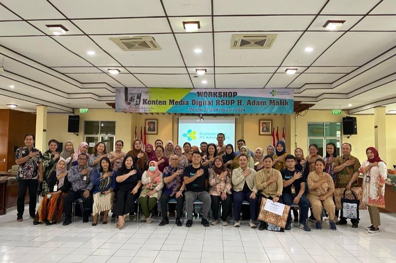 Puluhan Dokter, Nakes Dan Staf RS Belajar Conten Creator