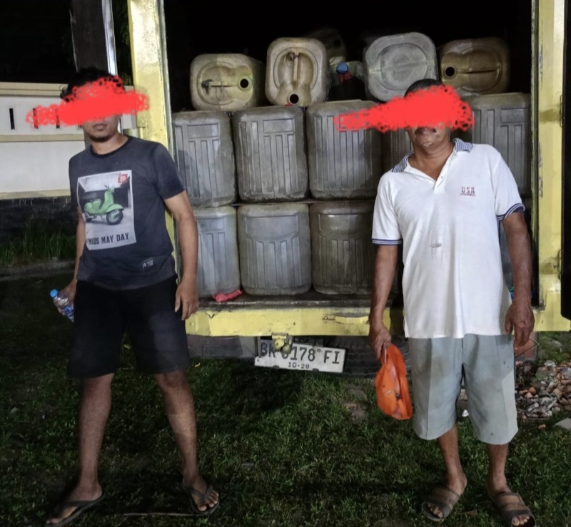 Den Intel Kodam I/BB Ungkap Perdagangan BBM Ilegal Di Medan Tembung