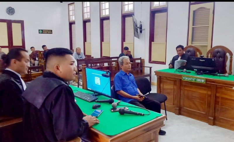 Mantan Kadis Kehutanan Samosir Dituntut 4 Tahun Penjara