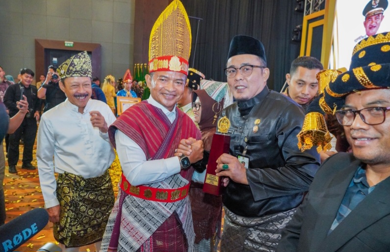 Kota Medan Raih Penghargaan Pembangunan Daerah Tingkat Provinsi Sumut 2024