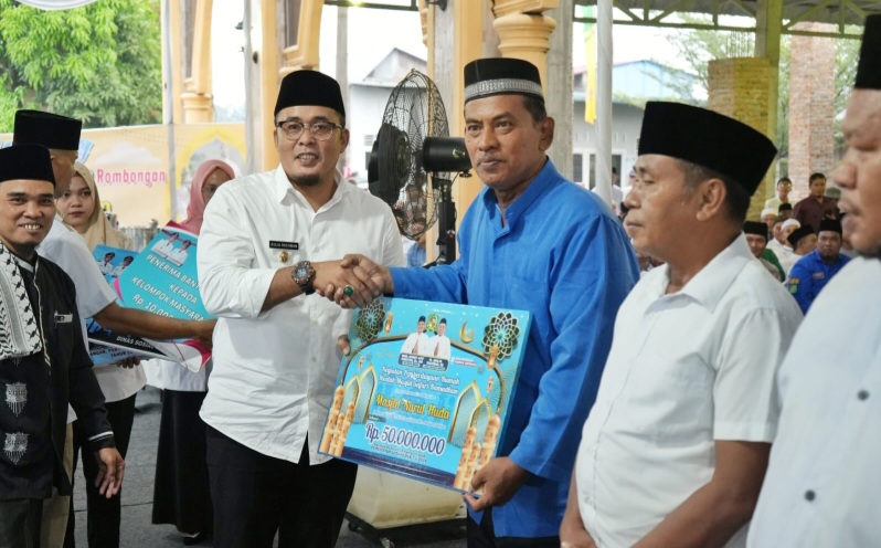 Di Bulan Suci Ramadan, Pemko Medan Salurkan Bantuan Rp50 Juta Untuk Pembangunan Masjid Di Medan Labuhan