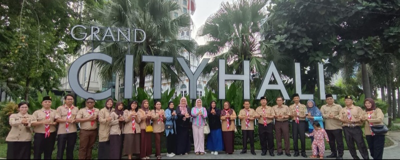 Meriahkan Ramadhan Disdikbud Bersama Kwarcab Medan Bagi Takjil