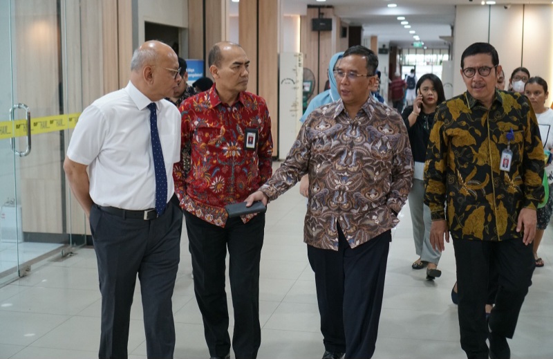 Dirjen Yankes Kemenkes Kunjungi Layanan RS Adam Malik