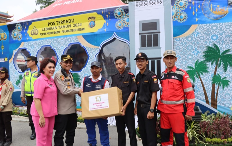 Kapolrestabes Medan Kunjungi Pos Pam Ketupat Toba 2024