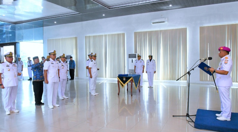 Danlantamal I Pimpin Sertijab Dan Lanal Simeulue Dan Karumkit AL Komang Makes