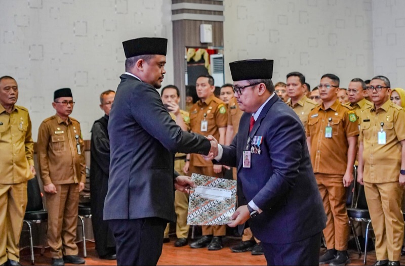 Bobby Nasution Lantik Topan OP Ginting Jadi Pj Sekda Kota Medan