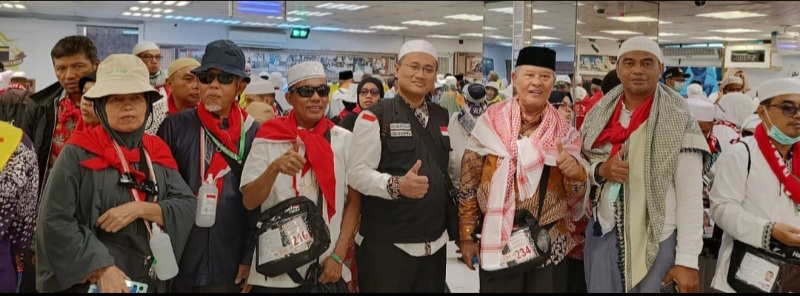 Calhaj Kloter 02 MES Tinggalkan Madinah Menuju Makkah