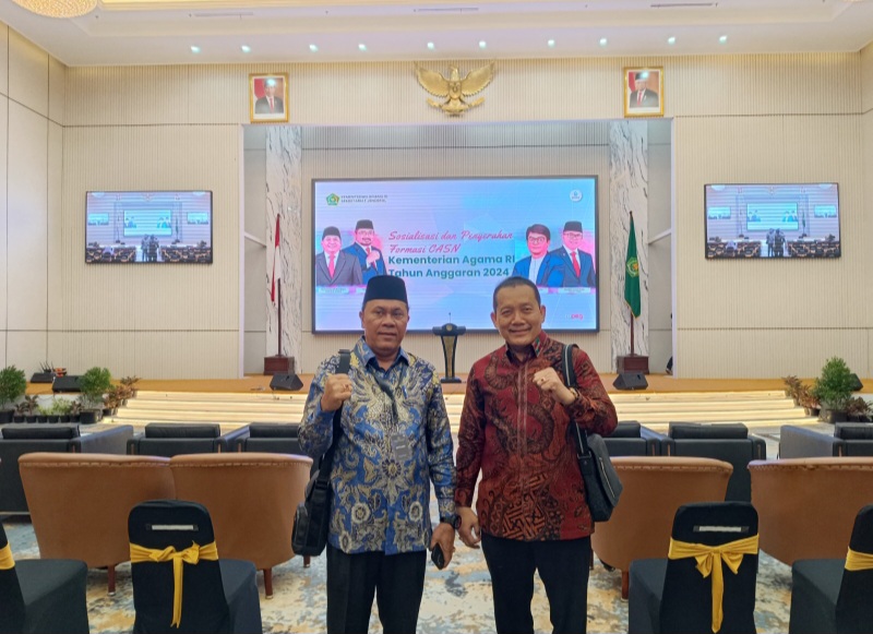 Kakanwil Kemenagsu Dan Kabag TU Hadiri Sosialisasi Dan Penyerahan Formasi CASN 2024