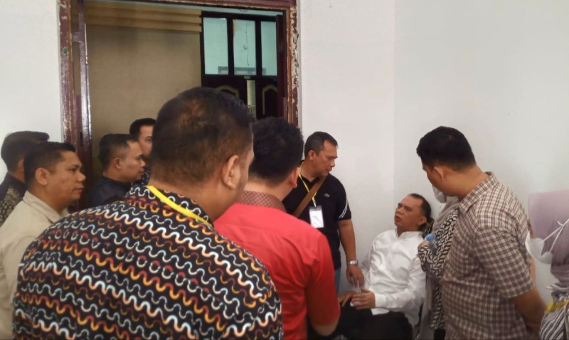 Bupati Labuhanbatu Sesak Napas Saat Sidang Kasus Suap Rp4,9 M
