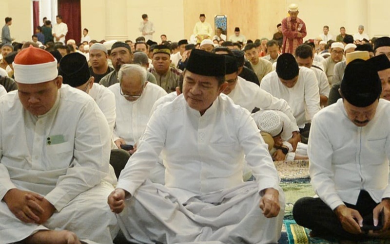 Pj. Gubsu Shalat Idul Adha Di Masjid Agung