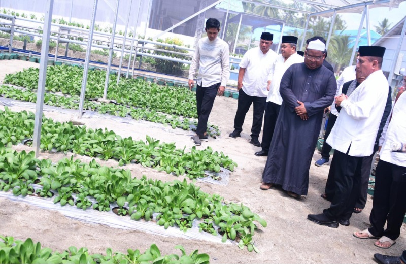 Edy Rahmayadi Salut Dengan Ponpes Modern Guntur Batubara