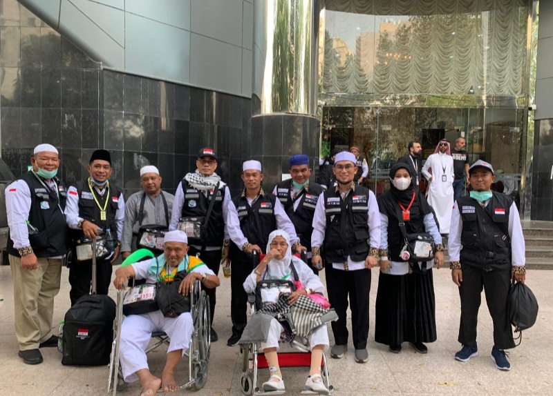 Jamaah Haji Kloter 23 KNO Mutasi Ke Kloter 08 Tiba Di Ahmed