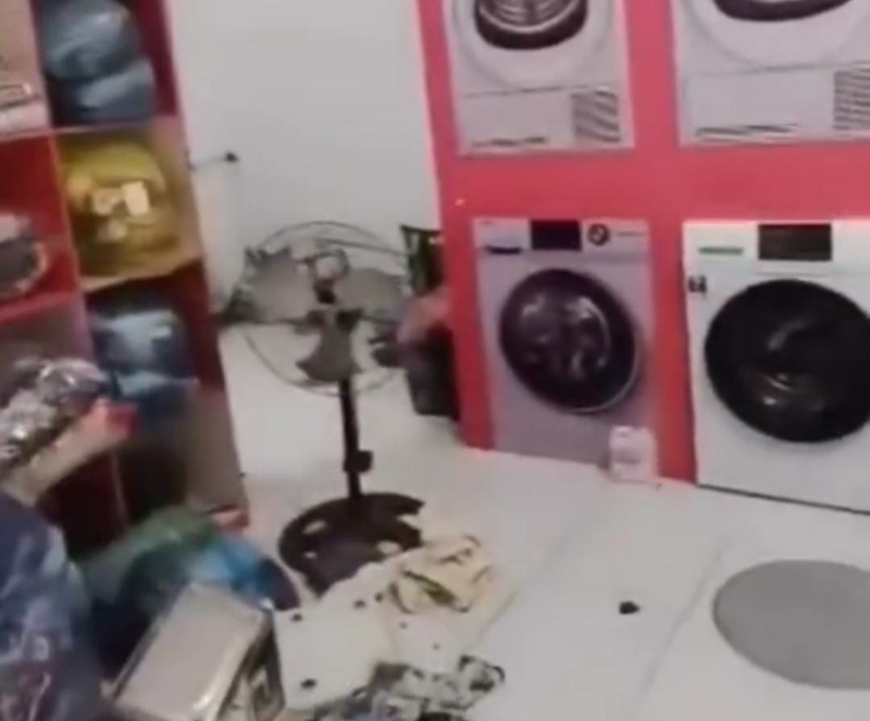 Pelaku Tawuran Di Belawan Jarah Usaha Laundry, Viral Di Medsos