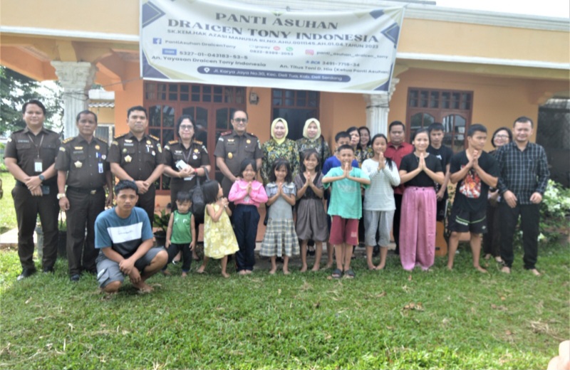 Sambut HBA Ke-64 dan HUT IAD XXIV, Kejati Sumut Gelar Baksos Dan Santuni Purna Adhyaksa