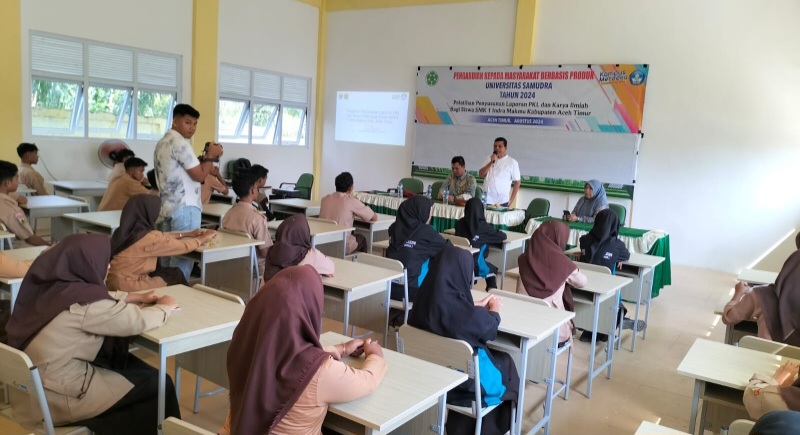Dosen Unsam Latih Siswa SMK Menyusun Laporan PKL Di Aceh Timur