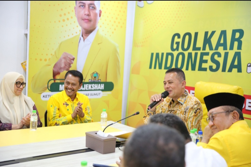 Golkar Sumut Serahkan Surat Rekomendasi 10 Bacakada