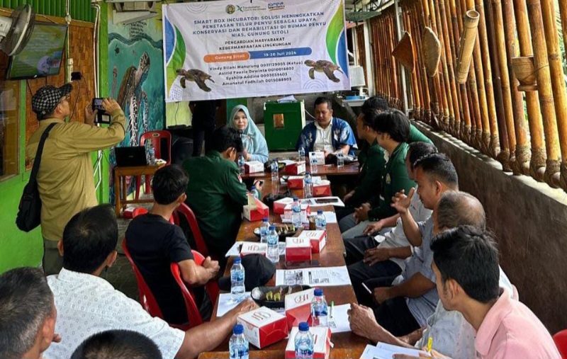 Dosen USU Sosialisasi Alat Inkubator Telur Penyu Pada Kelompok Nelayan