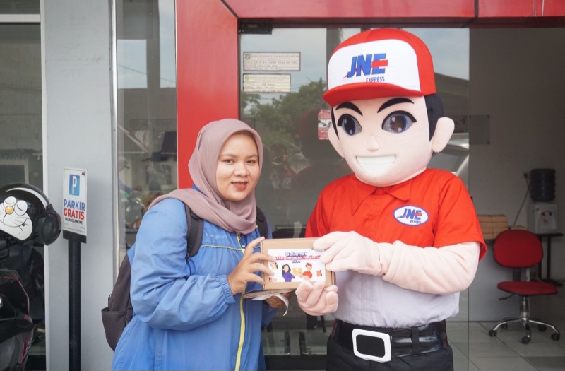 Rayakan Harpelnas, JNE Berikan Apresiasi Untuk Pelanggan
