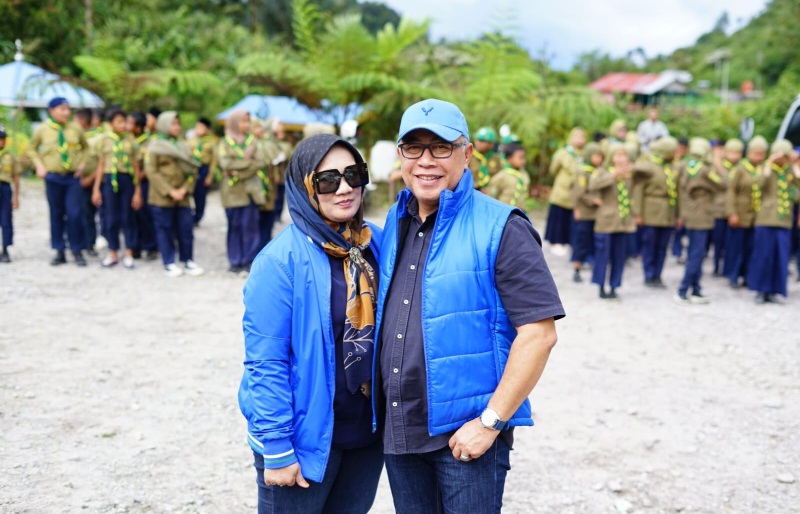 Rudi Alfahri Rangkuti-Fithri Mutiara Harahap Pasangan Suami Istri Dilantik Bersamaan Jadi Anggota DPRD Sumut Dan Binjai