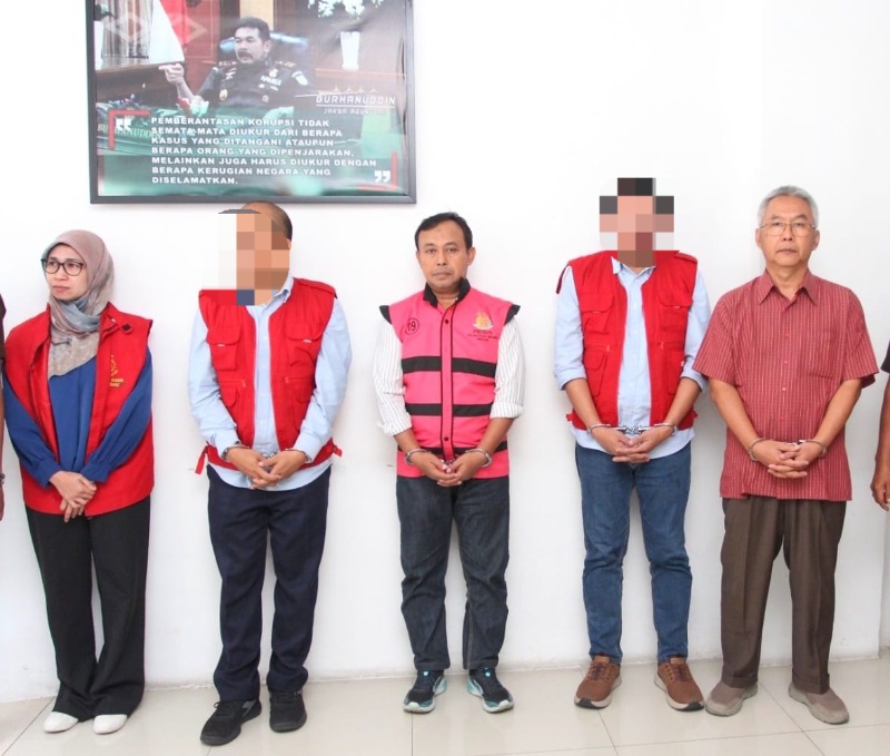Kejatisu Tahan 5 Tersangka Dugaan Korupsi Di PT AP II Bandara Kualanamu