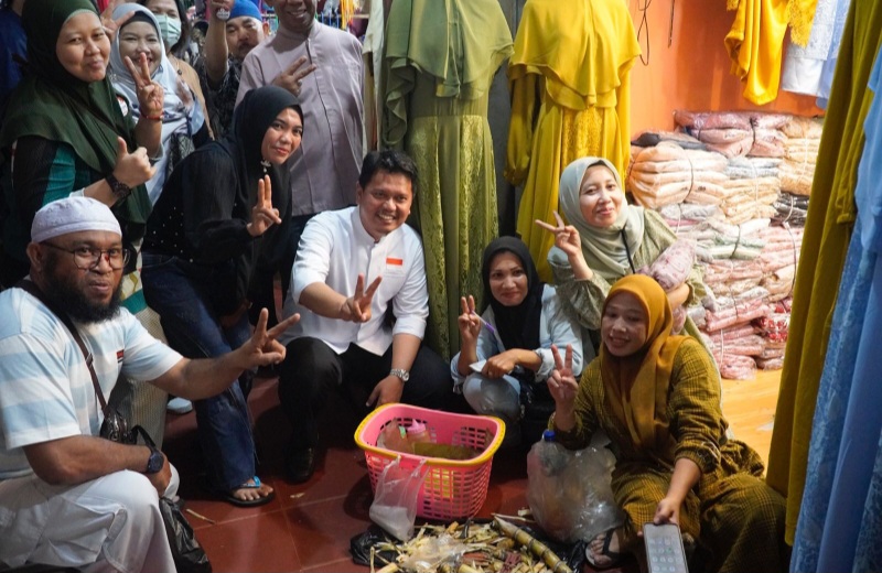 Ridha Sapa Pedagang Pusat Pasar, Curhat Enggak Mau Direlokasi