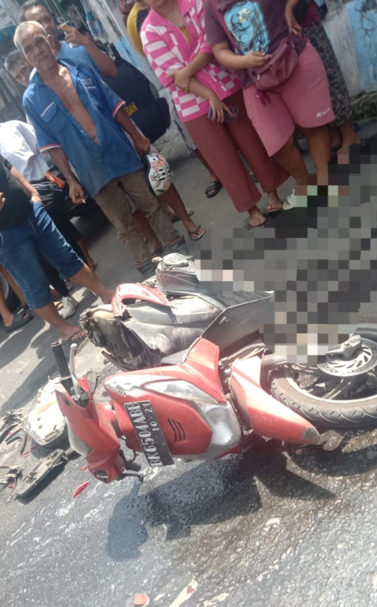 Pengendara Sepedamotor Tewas Terlindas Truk Di Pancurbatu