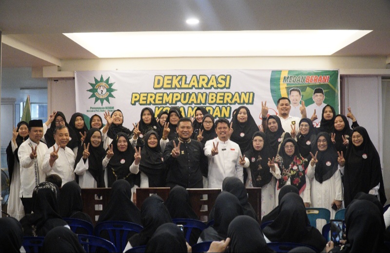 Ratusan Kaum Perempuan BERANI Siap Menangkan Prof Ridha Dan Abdul Rani
