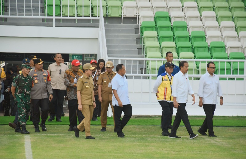 Pangdam I/BB Dampingi Presiden RI Resmikan Stadion Utama Sumut
