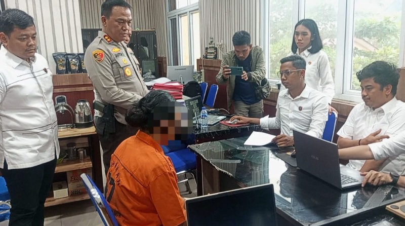 IRT Buang Balitanya Ke Dalam Parit Hingga Tewas