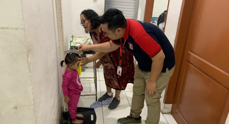 Alfamidi Salurkan 1.800 Telur, Dukung Program Penanggulangan Stunting Pemko Medan