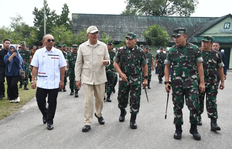Menhan RI Tinjau Fasilitas Pendidikan Dan Sarana Pendukung Rindam I/BB