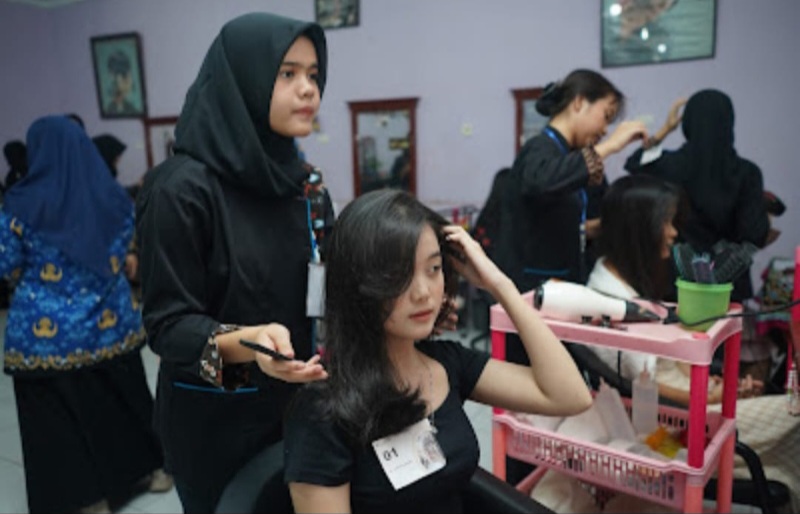 Siswa SMKN 10 Medan Ikuti UKK Hadirkan Penguji Internal Dan Eksternal