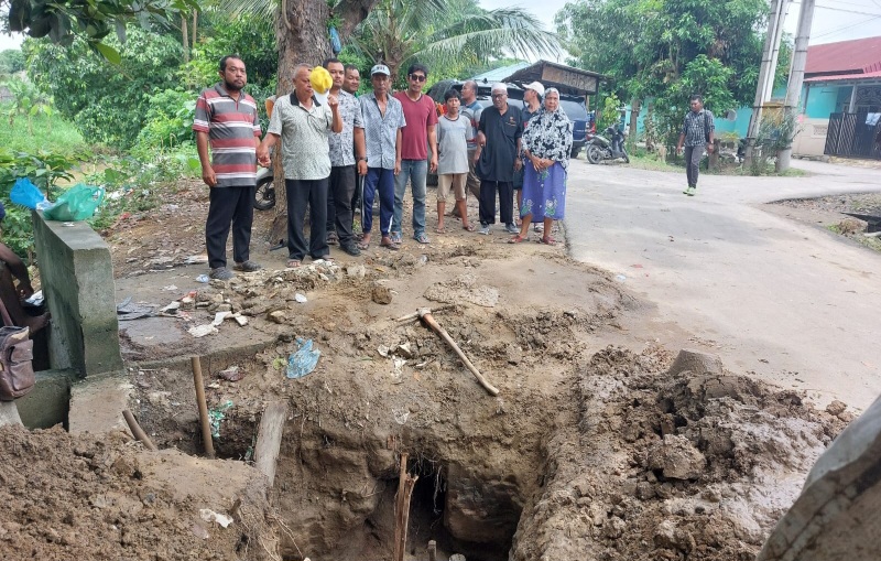 Warga Kelurahan Mandala II Dapat Air Bersih, Fajri Akbar Kawal Langsung Di Lapangan